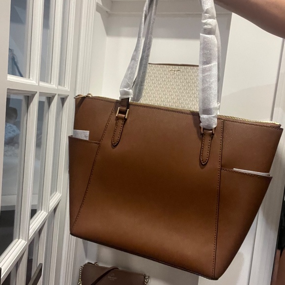 Michael Kors brown leather tote - Picture 3 of 4